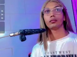 Amateur Live Sex of nicol_gill_