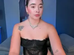 Amateur Live Porn of AlinaKravitz