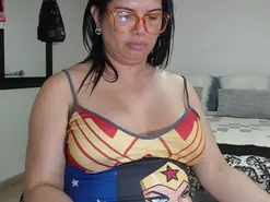 Amateur Live Porn of latinaflower_ts