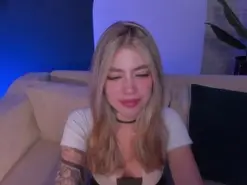 Amateur Live Porn of ViolettHansson