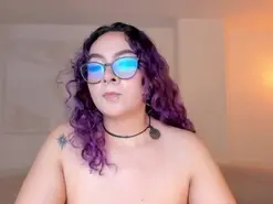 Amateur Free Live Porn of LoiseHarper