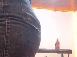 Amateur Live Sex of CurvyHeat