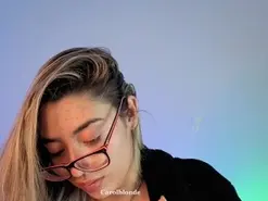 Amateur Sex Cam of carol_blonde