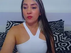 Amateur Watch Live Sex Cams of Kimberlyvega1