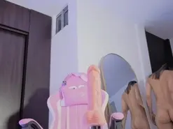 Amateur Sex Cam of alice_2