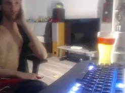 Amateur Adult Webcam of LoyalDoggie