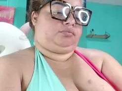 Amateur Adult Video Chat of lexxy_bbw_