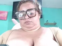 Amateur Nude Webcam of lexxy_bbw_