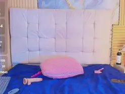 Amateur Live Porn of moxie_monclair