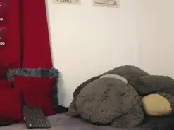 Amateur Live Sex Cam of MiaDownson