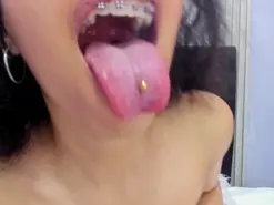 Amateur Free Live Porn of Eimy_18