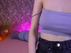 Amateur Adult Webcam of LittleeCutee