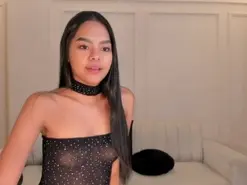 Amateur Sex Cam of SaphiraJames