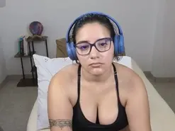 Amateur Free Live Porn of Moon_woman