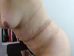 Amateur Sex Cam of mature_magenta