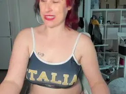 Amateur Live Porn of Emmita69