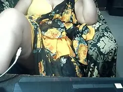 Amateur Nude Webcam of indianbhabi40