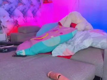 Bongacams Sex Cam of angisousa