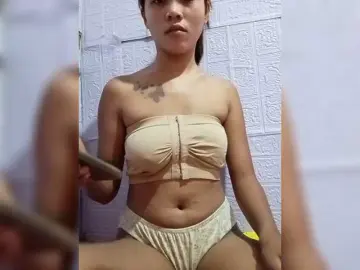 Bongacams Free Live Porn of Alison-pussy