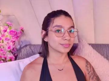 Bongacams Sex Cam of Alyssa-Ray