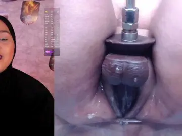 Bongacams Watch Live Sex Cams of BBWHijab