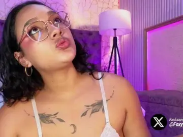 Bongacams Watch Live Sex Cams of Emily-Foxyy