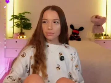 Bongacams Watch Live Sex Cams of MaybeBabeTV