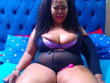 Bongacams Sex Cam of Ebonycandy10