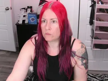 Bongacams Watch Live Sex Cams of gennyrock