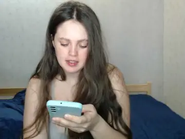 Bongacams Watch Live Sex Cams of Gummy7bears