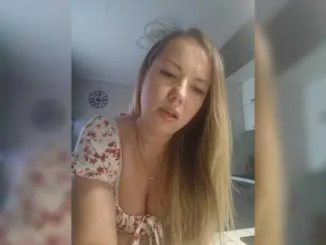 Bongacams Free Porn Cam of Stacy-meow1