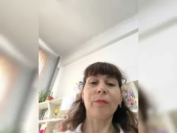 Bongacams Free Live Porn of caroliiine