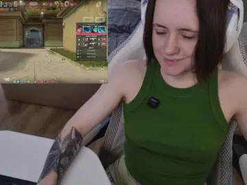 Bongacams Free Live Porn of LunaL0ve