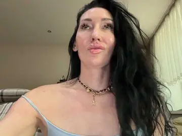Bongacams Sex Chat of KorolevaQween000