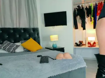 Bongacams Best live sex cam show of InvitingTina