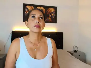 Bongacams Watch Live Sex Cams of Shanon-mature
