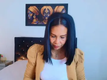 Bongacams Watch Live Sex Cams of Shanon-mature