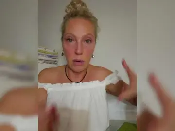 Bongacams Adult Video Chat of MoonKitten
