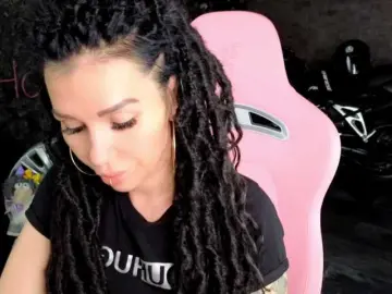 Bongacams Sex Cam of -BABAYAGA-