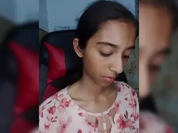 Bongacams Sex Cam of AlinaPopy
