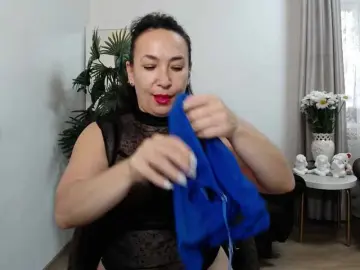 Bongacams Free Live Porn of LikaLady