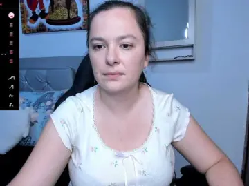 Bongacams Nude Webcam of angelaagomez