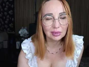 Bongacams Sex Cam of Pink-Lips