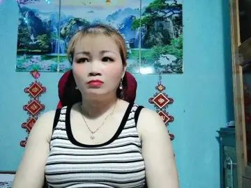 Bongacams Free Porn Cam of Linhanhsex2k