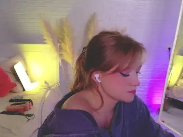 Bongacams Free Live Porn of CrazyWine