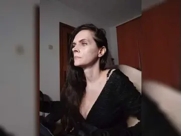 Bongacams Adult Webcam of SexQueen11