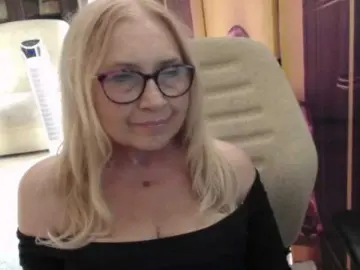 Bongacams Free Live Porn of BlondeSofia