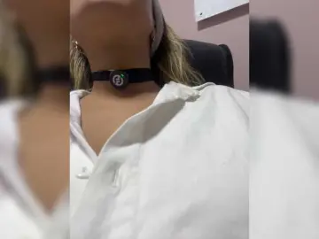 Bongacams Watch Live Sex Cams of MeganRosse1