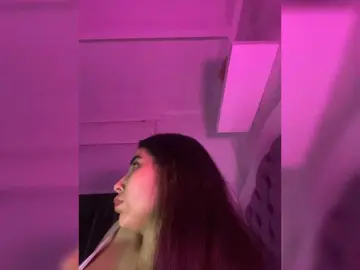 Bongacams Sex Cam of SallyeLeins