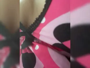 Bongacams Best live sex cam show of LittleToxic